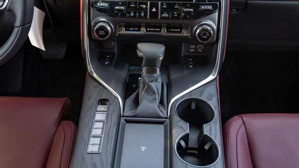 Lexus LX 600 LEXUS LX600 3.5LP ASHWOOD EDITION