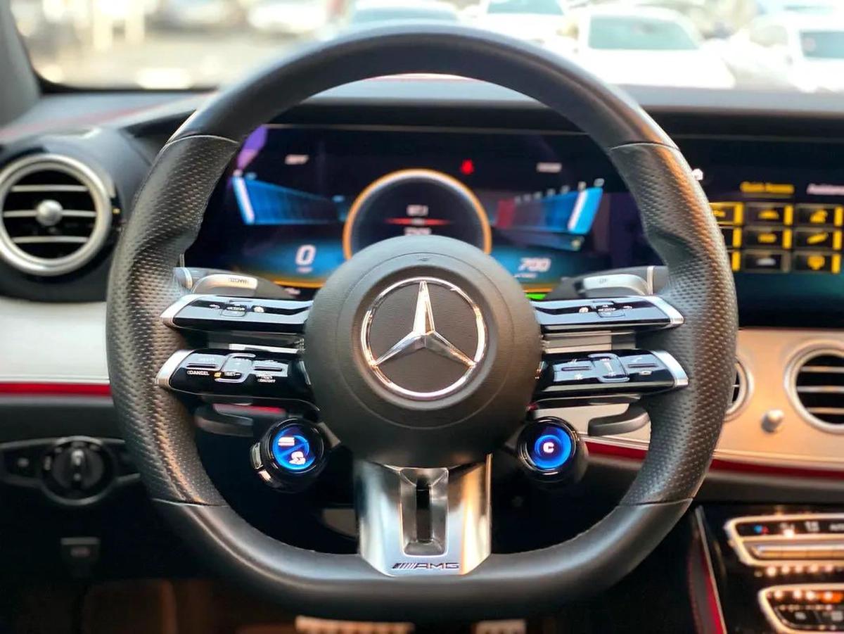 Mercedes benz E53 full amg model 2022-5-5