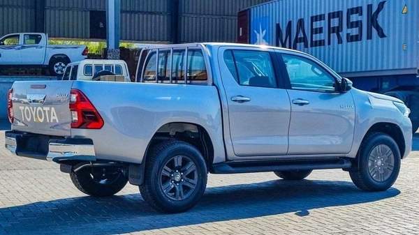 Toyota Hilux Hilux 2.4L diesel full option MY25