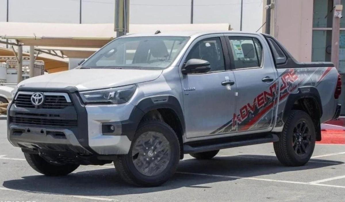 Toyota Hilux Adventure V6 4.0L Petrol AT-0-0