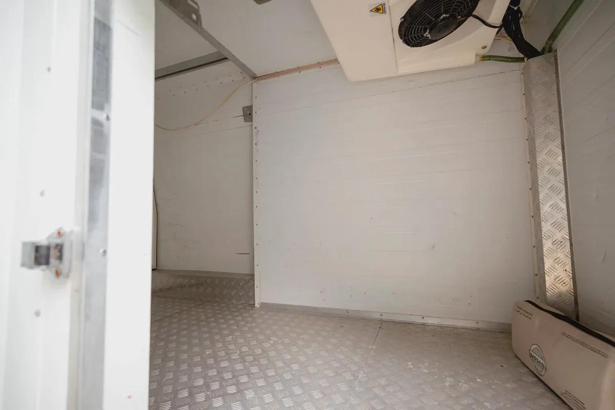 Urvan | High Roof Freezer Van | Manual | GCC Specs | Ref#N26583-7-7