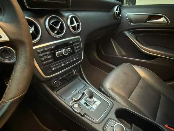 Gulf Specs 2014 MERCEDES A45 AMG 4-Matic 2.0Litre 4-Cylinder Turbo-Charged