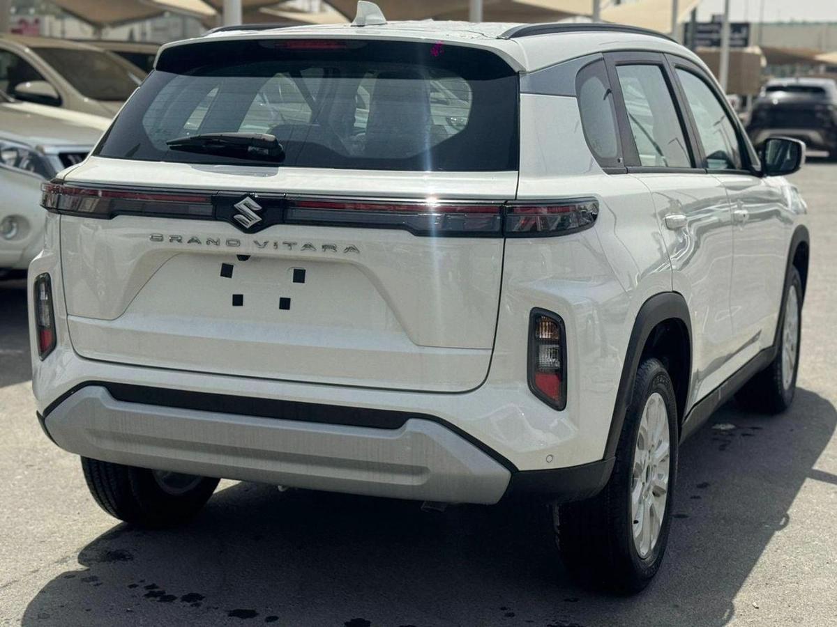 Suzuki Grand Vitara Suzuki Grand Vitara 1.5L Petrol MY2025 GCC-3-3