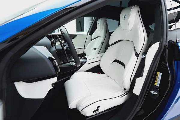 2025 FERRARI PUROSANGUE | MAIN DEALER SERVICE | CUSTOM SPECIFICATIONS