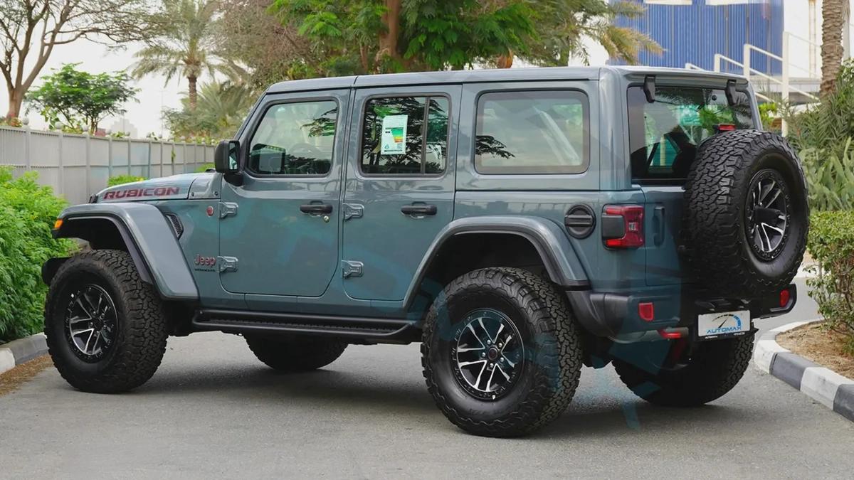 ( Only For Export ) 2025/2025 i4 2.0L TURBO JEEP WRANGLER UNLIMITED RUBICON XTREME GCC BRAND NEW-4-4