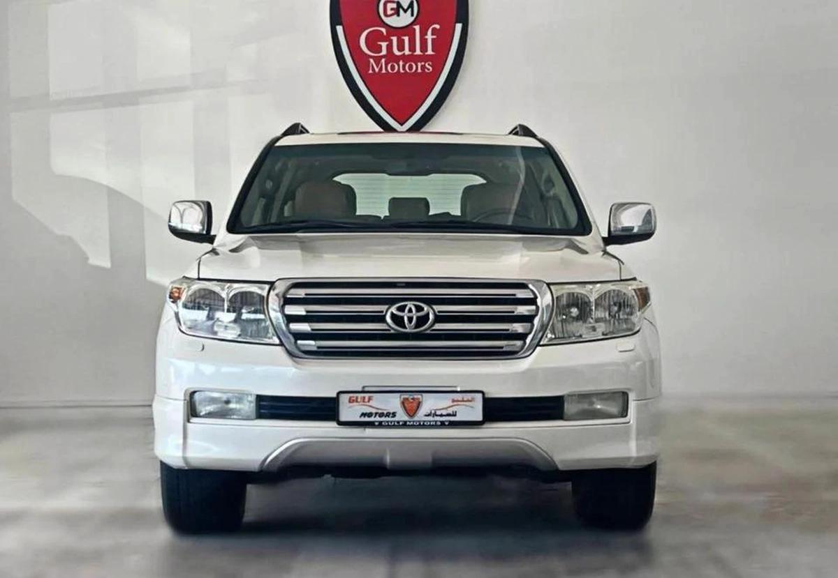 Toyota Land Cruiser GXR V6 3.0L-6CYL GCC FULL OPTION-EXCELLENT CONDITION-VAT INCLUSIVE-5-5