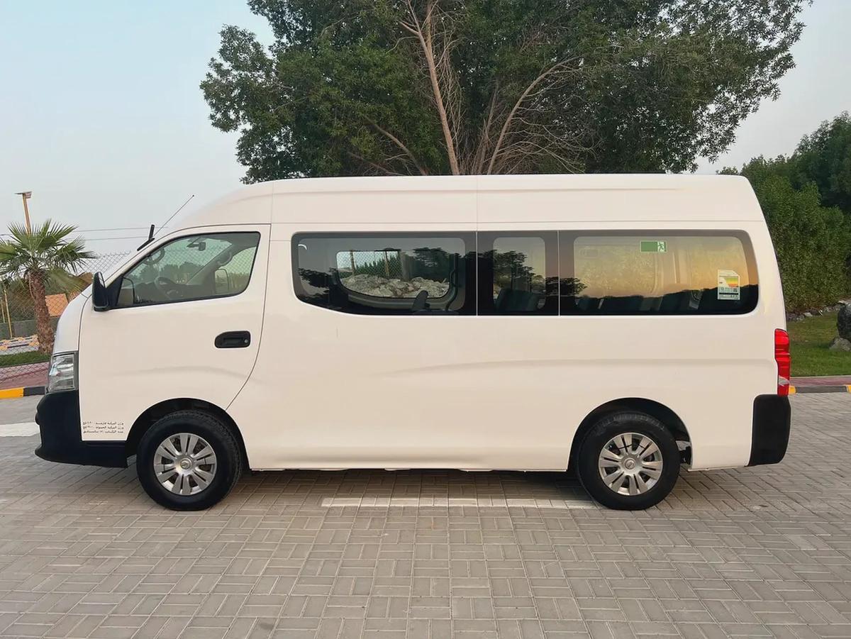 Nissan urvan 2022 very good condition-3-3