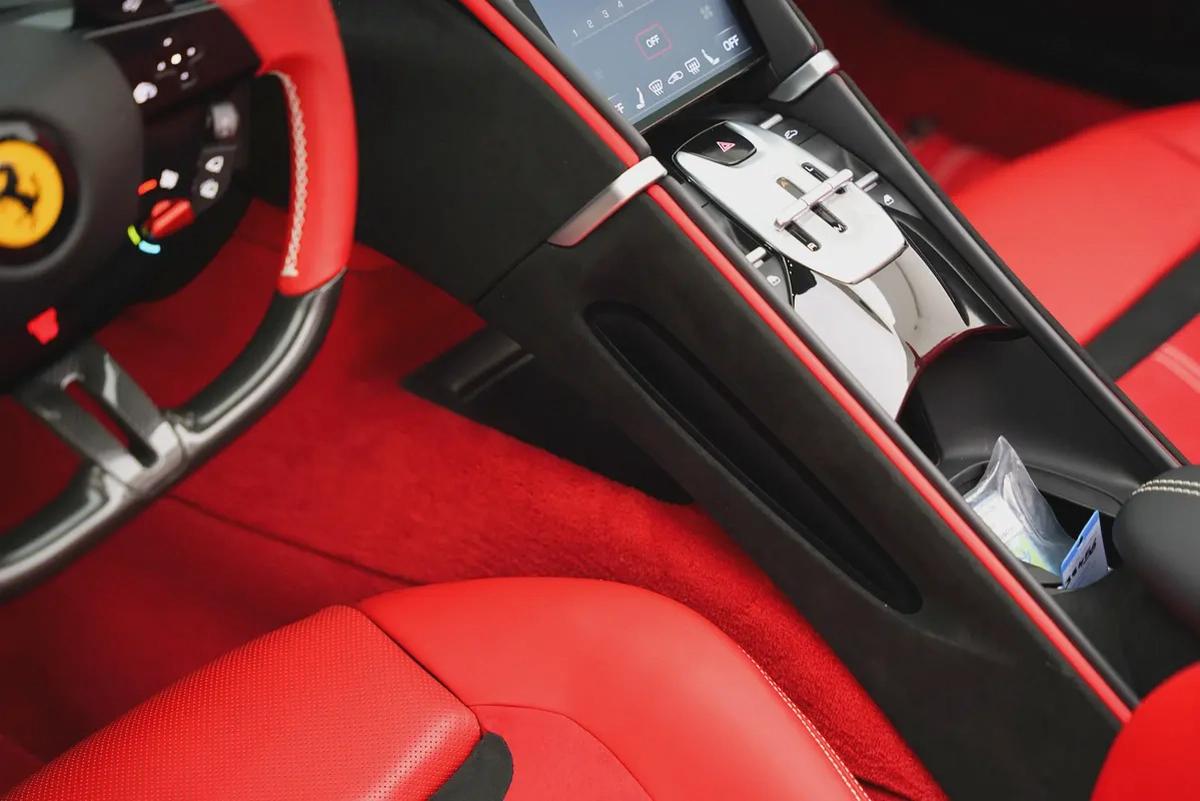 2024 FERRARI ROMA SPIDER WITH WARRANTY AND SERVICE CONTRACT-9-9