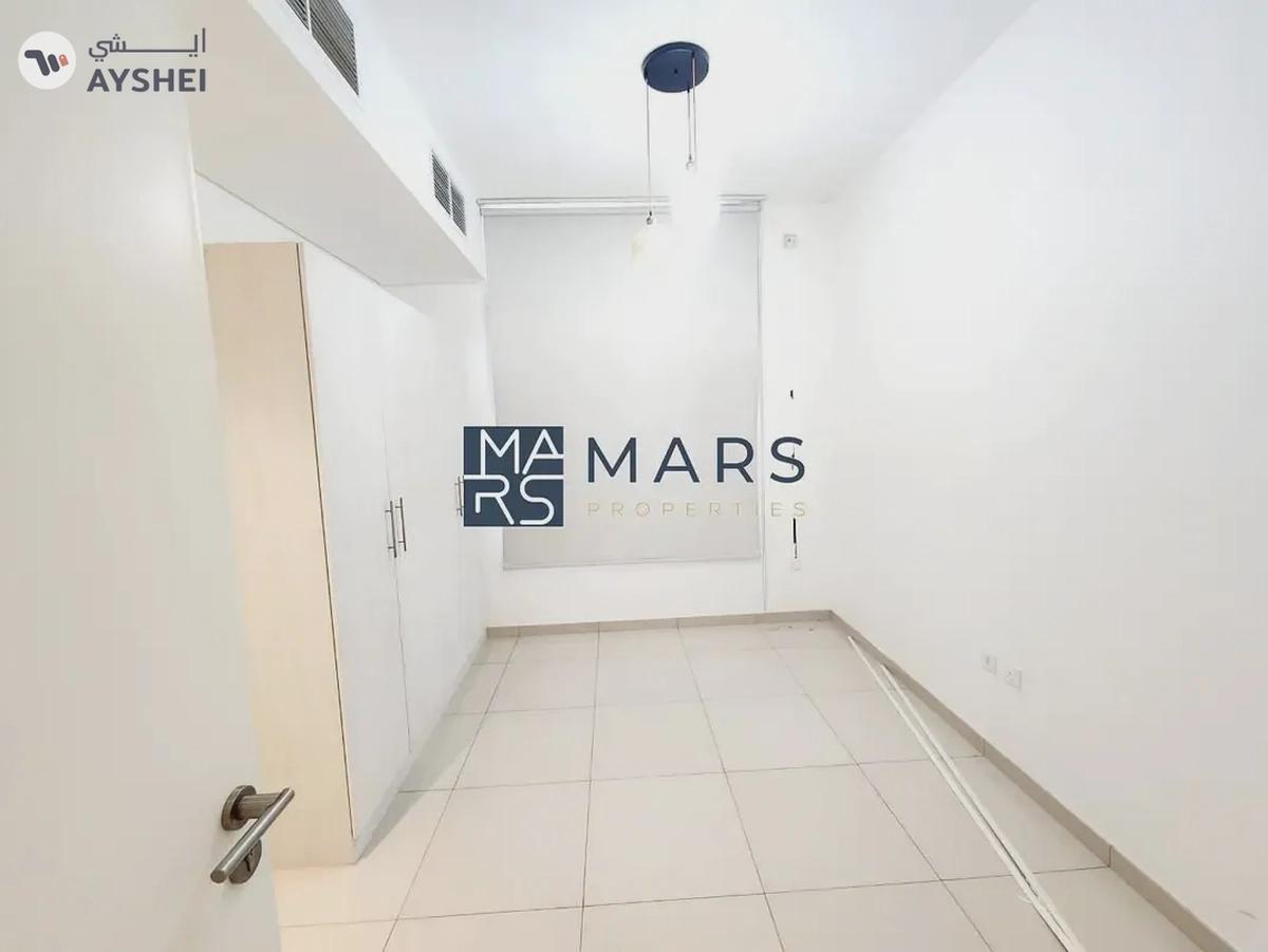 Corner unit!! 2BR villa available with Maid room Nasma Residence-0-landscape