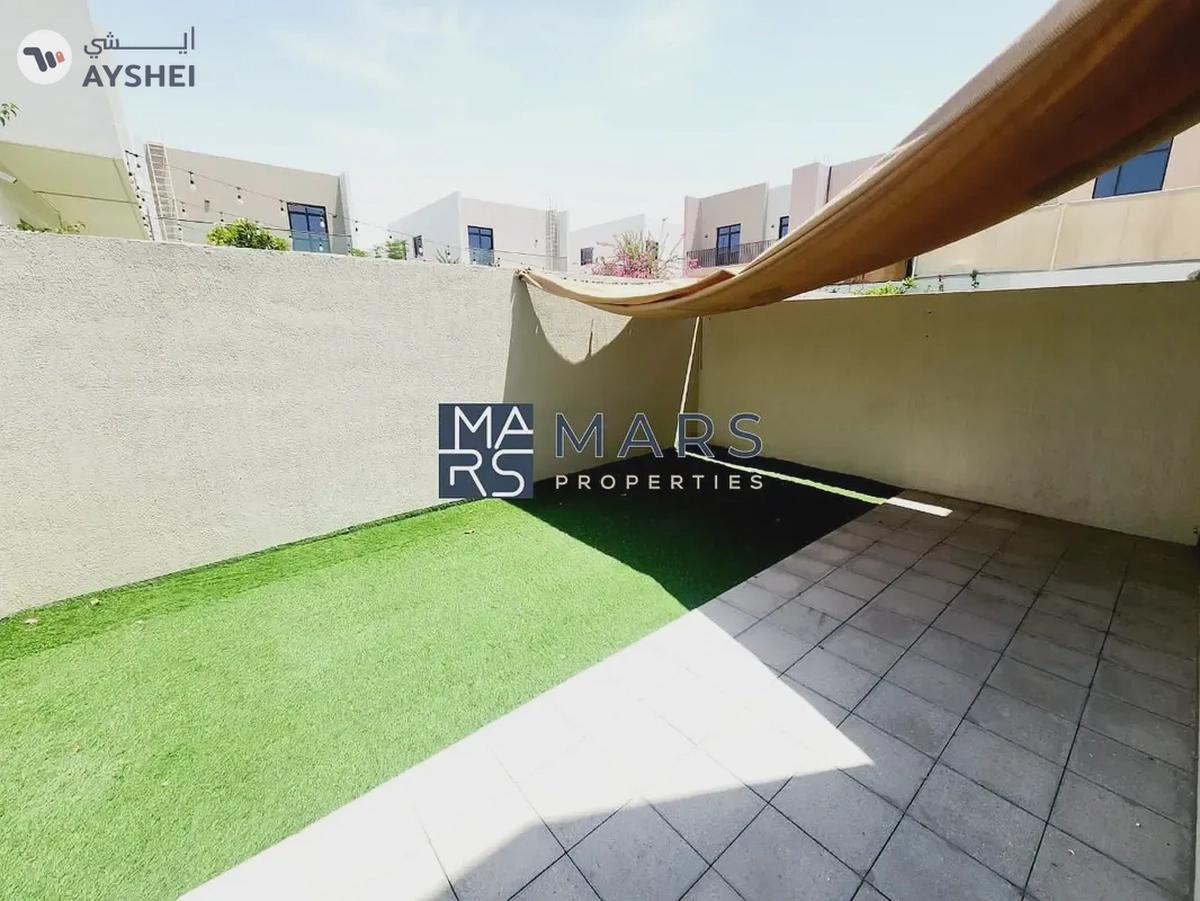 Corner unit!! 2BR villa available with Maid room Nasma Residence-0-landscape