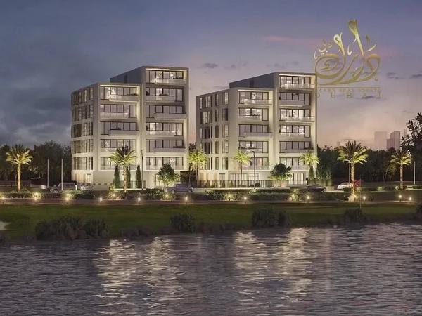 WAKE UP WATER FRONT WITH GOLF VIEW_UNIQUE CHANCE