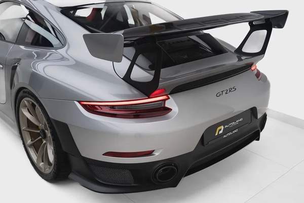 2018 PORSCHE 911 GT2 RS WEISSACH I GCC WITH DEALER WARRANTY