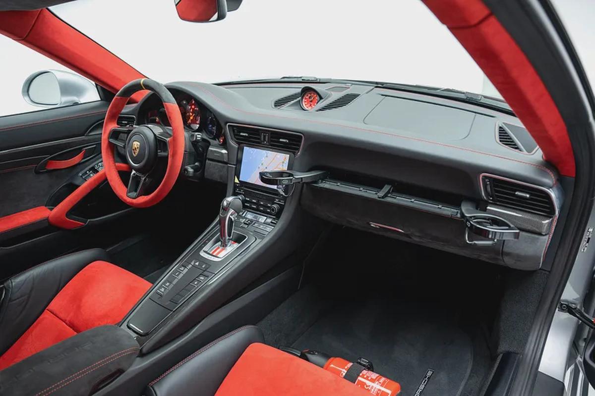 2018 PORSCHE 911 GT2 RS WEISSACH I GCC WITH DEALER WARRANTY-13-13