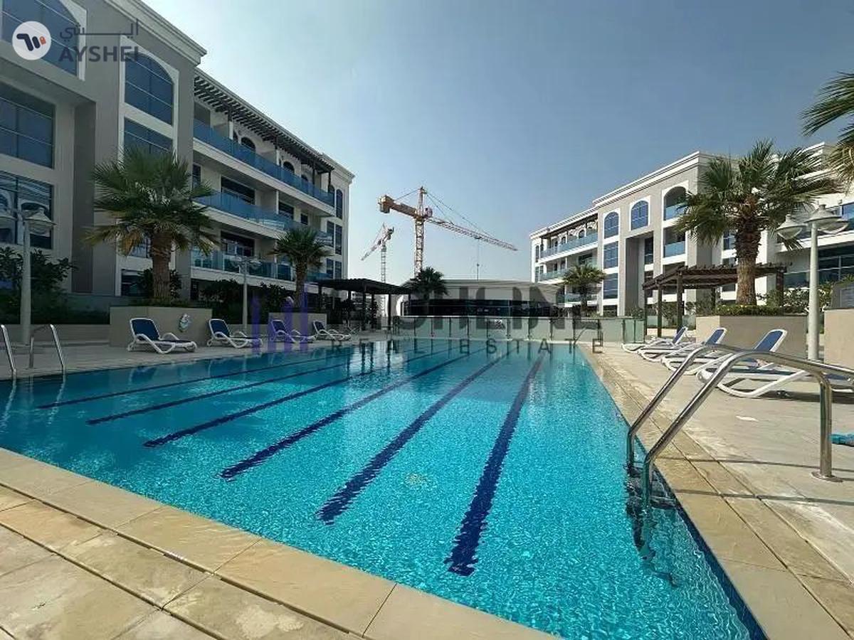 Modern Living in the Heart of Arjan-0-0