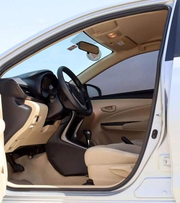 Used Toyota Yaris 2022