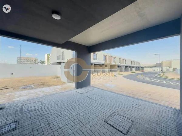 4 Bed Semi-Detached Villa |Spacious |Unfurnished