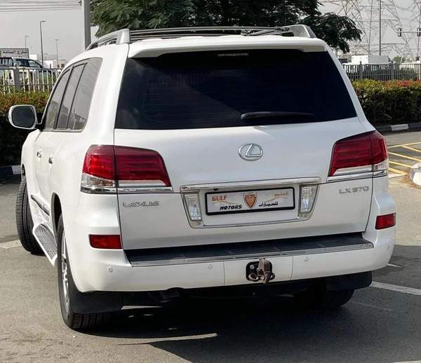 Lexus LX 570 Prestige 5.7L