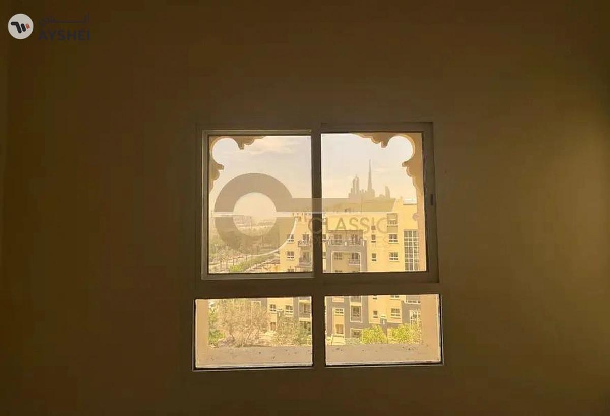 Nice View | Near Community Centre| Well Maintained-10-10