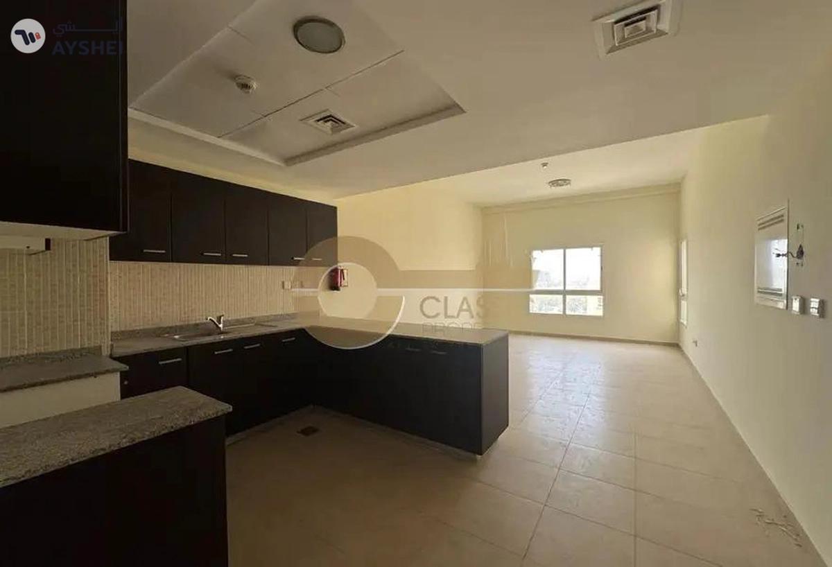 Nice View | Near Community Centre| Well Maintained-5-5