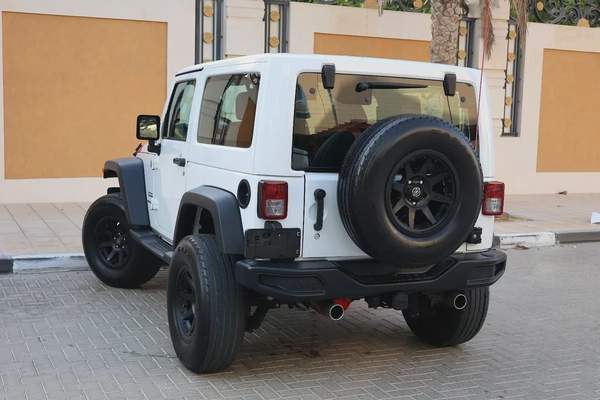 Jeep Wrangler Sport 3.6-2016-165000KM-GCC SPECS-EXCELLENT CONDITION