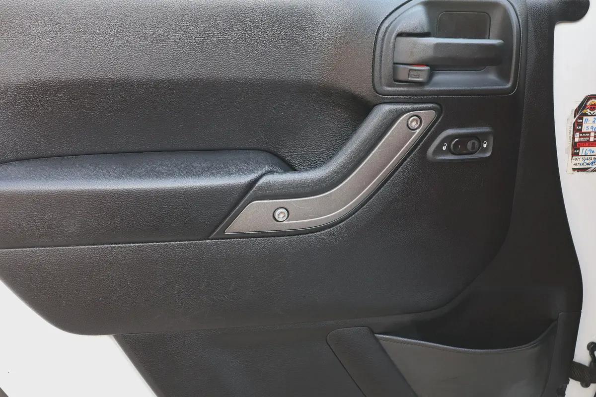 Jeep Wrangler Sport 3.6-2016-165000KM-GCC SPECS-EXCELLENT CONDITION-10-10