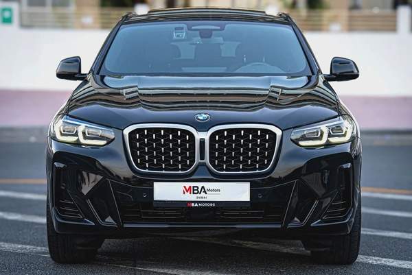 2023 BMW X4 - xDrive - M-Package | 20,000 kms