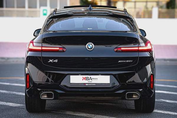 2023 BMW X4 - xDrive - M-Package | 20,000 kms