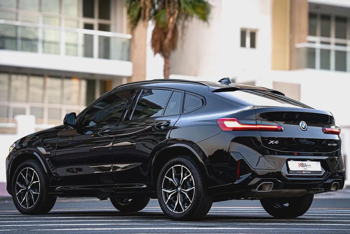 2023 BMW X4 - xDrive - M-Package | 20,000 kms-4-4