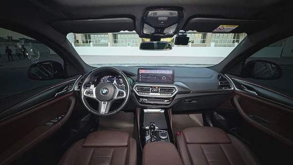 2023 BMW X4 - xDrive - M-Package | 20,000 kms