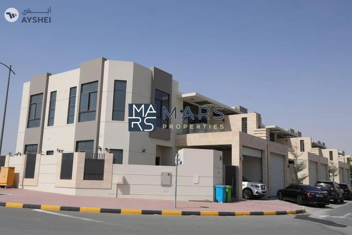 Bright & Airy Villa | Exclusive Deal | Must-See Property-0-0