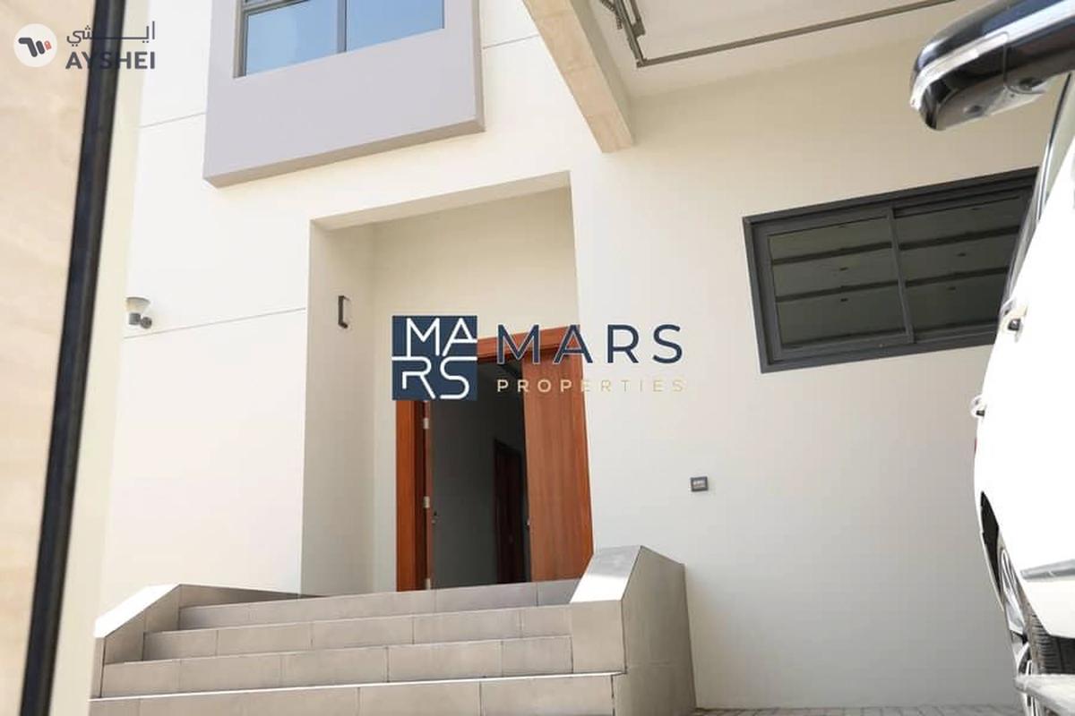 Bright & Airy Villa | Exclusive Deal | Must-See Property-0-landscape