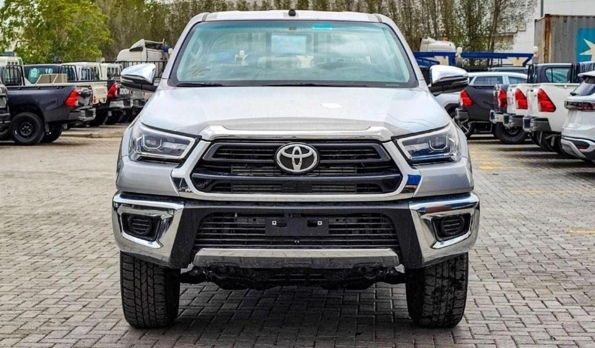 Toyota Hilux HILUX 2.4L SR5 MT DIESEL 2024-1-1