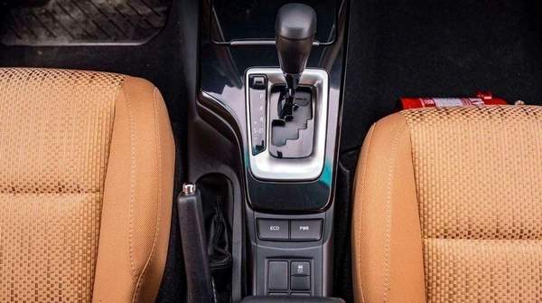 Toyota Fortuner Toyota Fortuner 2.7L Petrol 4x4 MY2025