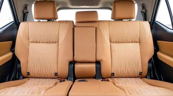 Toyota Fortuner Toyota Fortuner 2.7L Petrol 4x4 MY2025