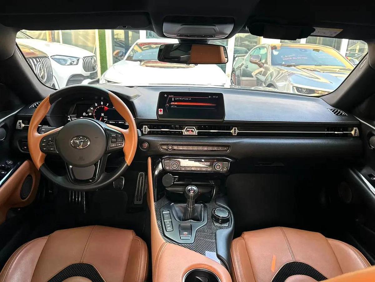 TOYOTA SUPRA GR GCC 2024Full Service history (Under Warranty) Original Paint Zero Accidents Manual-3-3