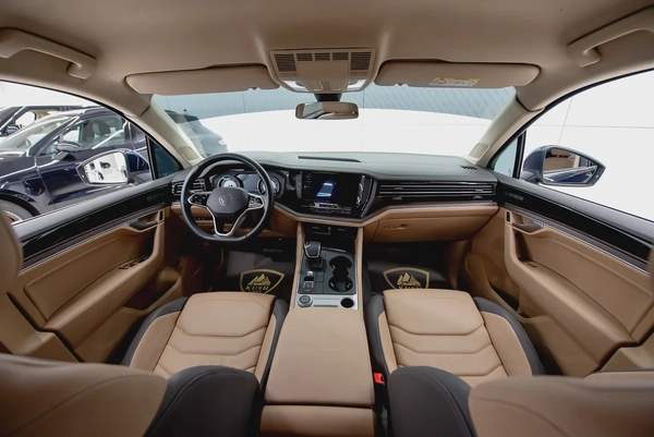 VOLKSWAGEN TOUAREG 2023 1 YEAR WARRANTY SERVICE PACKAGE TILL AUG 2026