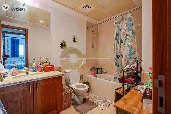 Spacious 3 BR |Prime Location |Single Row |Type 3M