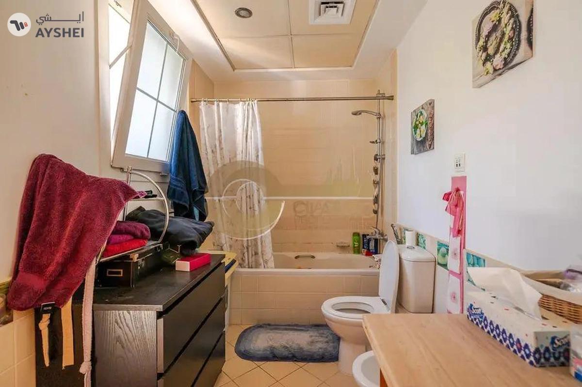 Spacious 3 BR |Prime Location |Single Row |Type 3M-19-19