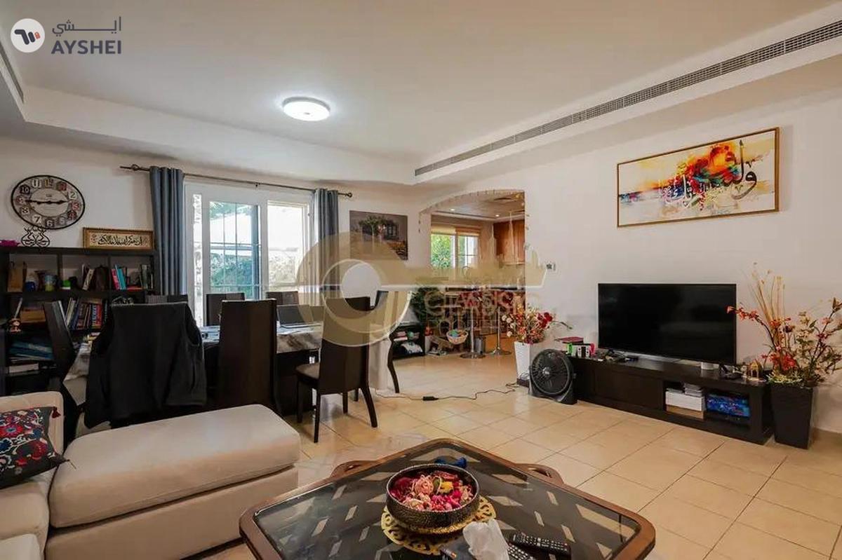 Spacious 3 BR |Prime Location |Single Row |Type 3M-0-landscape