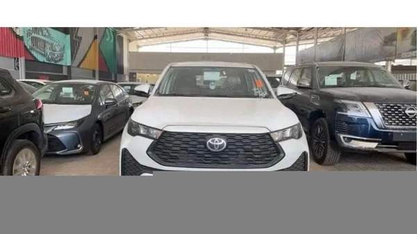 Toyota Innova 2024 TOYOTA INNOVA 2.0L MINIVAN 5 DOORS PETROL AUTOMATIC ZERO KM