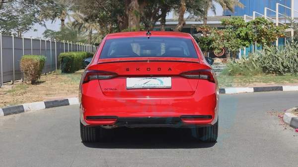 ( 5 Years Warranty + 5 Years Service ) 2025 Škoda Octavia Sportline 1.4T FWD GCC 0Km