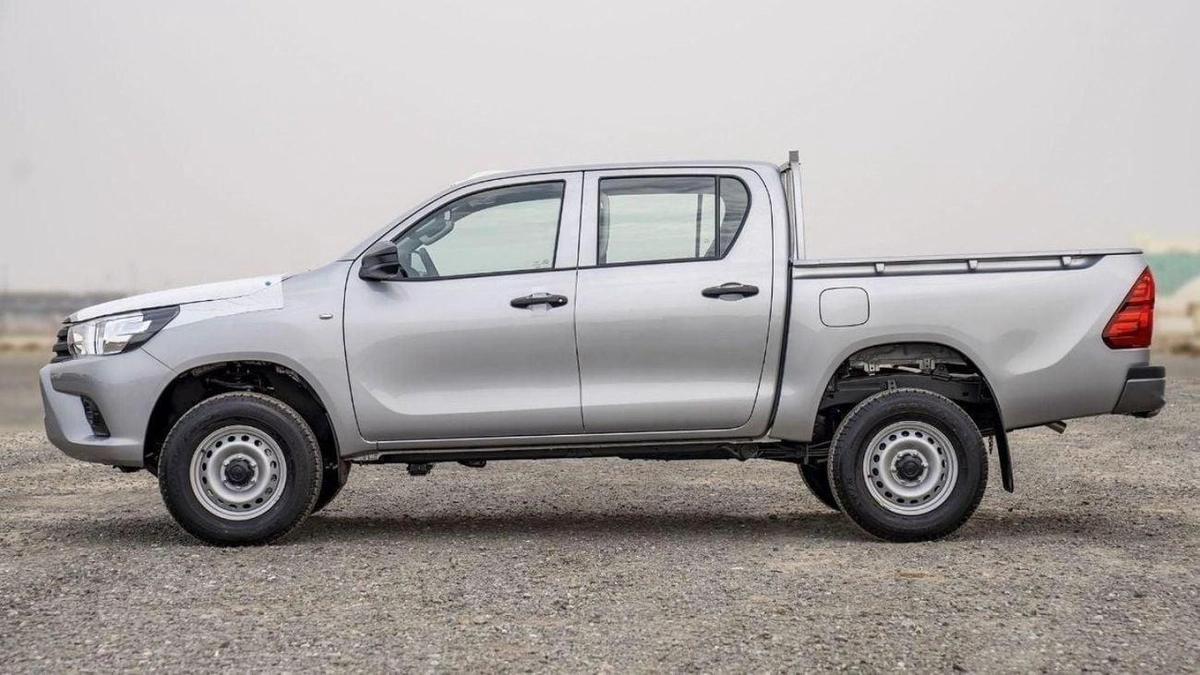 Toyota Hilux HILUX 2.4L MT DIESEL DEFULOCK 2024-3-3