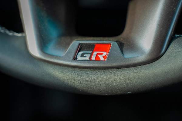 TOYOTA HILUX GR SPORT 4.0 GCC 2024 MODEL