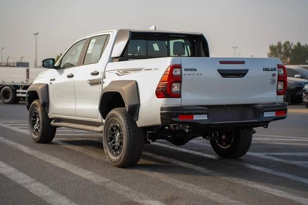 TOYOTA HILUX GR SPORT 4.0 GCC 2024 MODEL