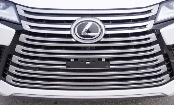 Lexus LX 700h