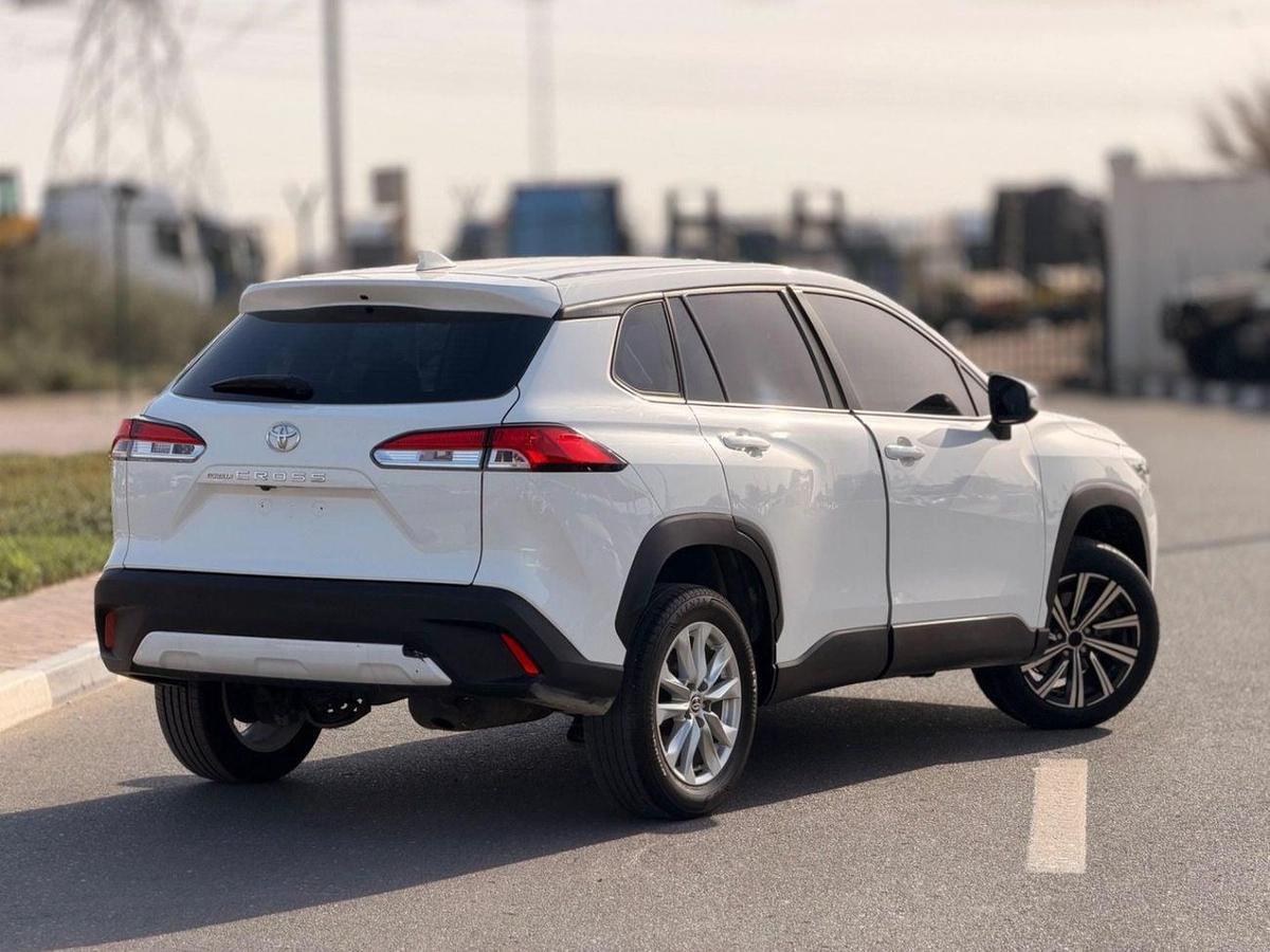 Toyota Corolla Cross Full option 2.0L 2022 model-3-3