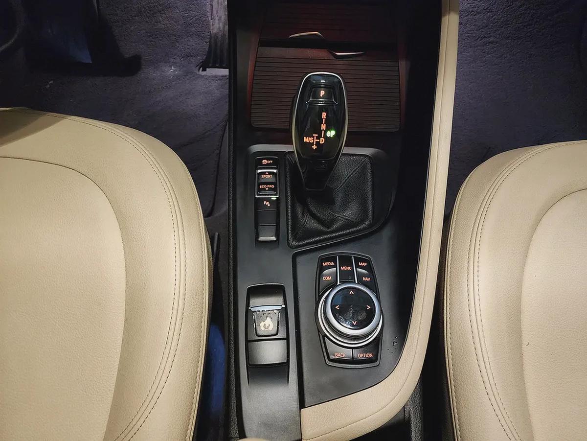 BMW X1 SDrive20i V4 2.0 2018 Model GCC Specs In Perfect Condition-16-16