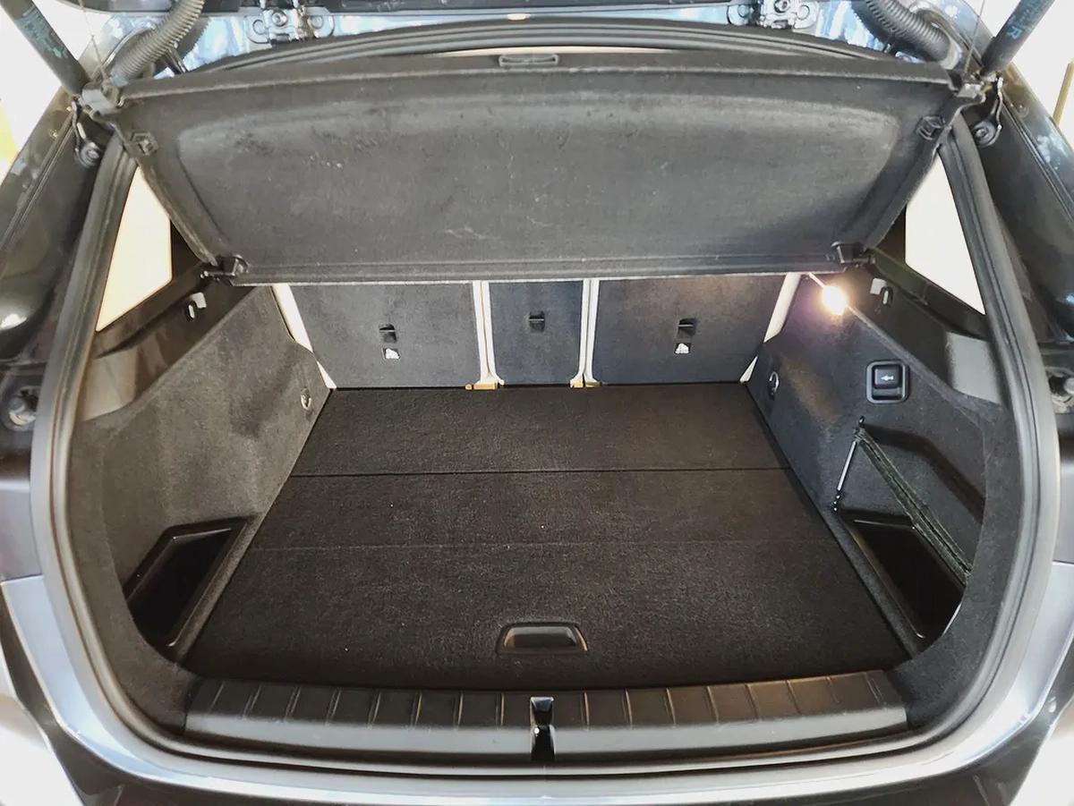 BMW X1 SDrive20i V4 2.0 2018 Model GCC Specs In Perfect Condition-18-18