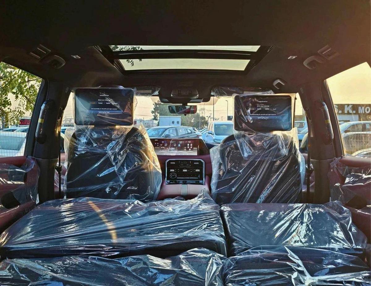Nissan Patrol SE PLATINUM /3.8L V6 /LEATHER WITH PWR SEATS/PANORAMIC ROOF/360*CAMERA/F/OPTIONN-20-20