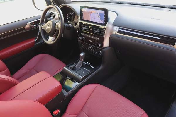 LEXUS GX460-PREMIUM-2023-54000KM-GCC SPECS -UNDER WARRANTY-EXCELLENT CONDITION